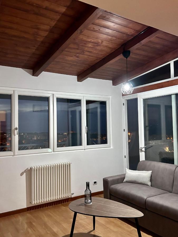 Isola Rovi Apartamento Bari Exterior foto